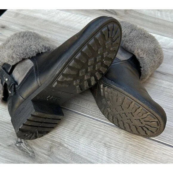UGG CHYLER BLACK WATER RESISTANT Booties Womens Size 8 - Picture 12 of 12